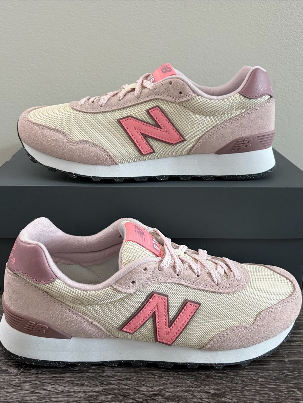 Women's Size 9 New Balance Women’s Pink and Cream Retro Runner Sneakers